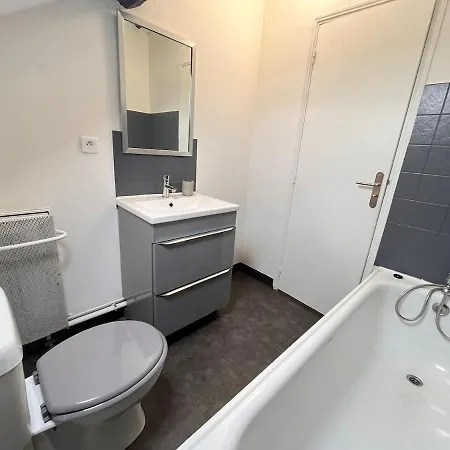 E - Au Petit Bonheur Cosy Proche Du Centre-ville *